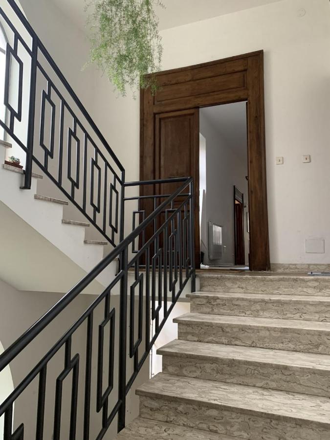 Orvieto: Spacious 3Br 3Ba Apartment With Balcony & Patio エクステリア 写真