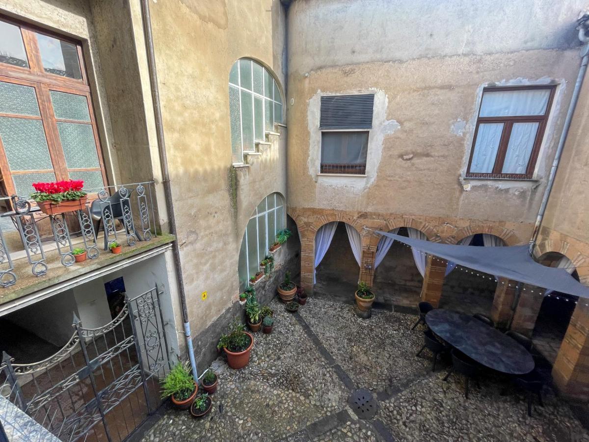 Orvieto: Spacious 3Br 3Ba Apartment With Balcony & Patio エクステリア 写真