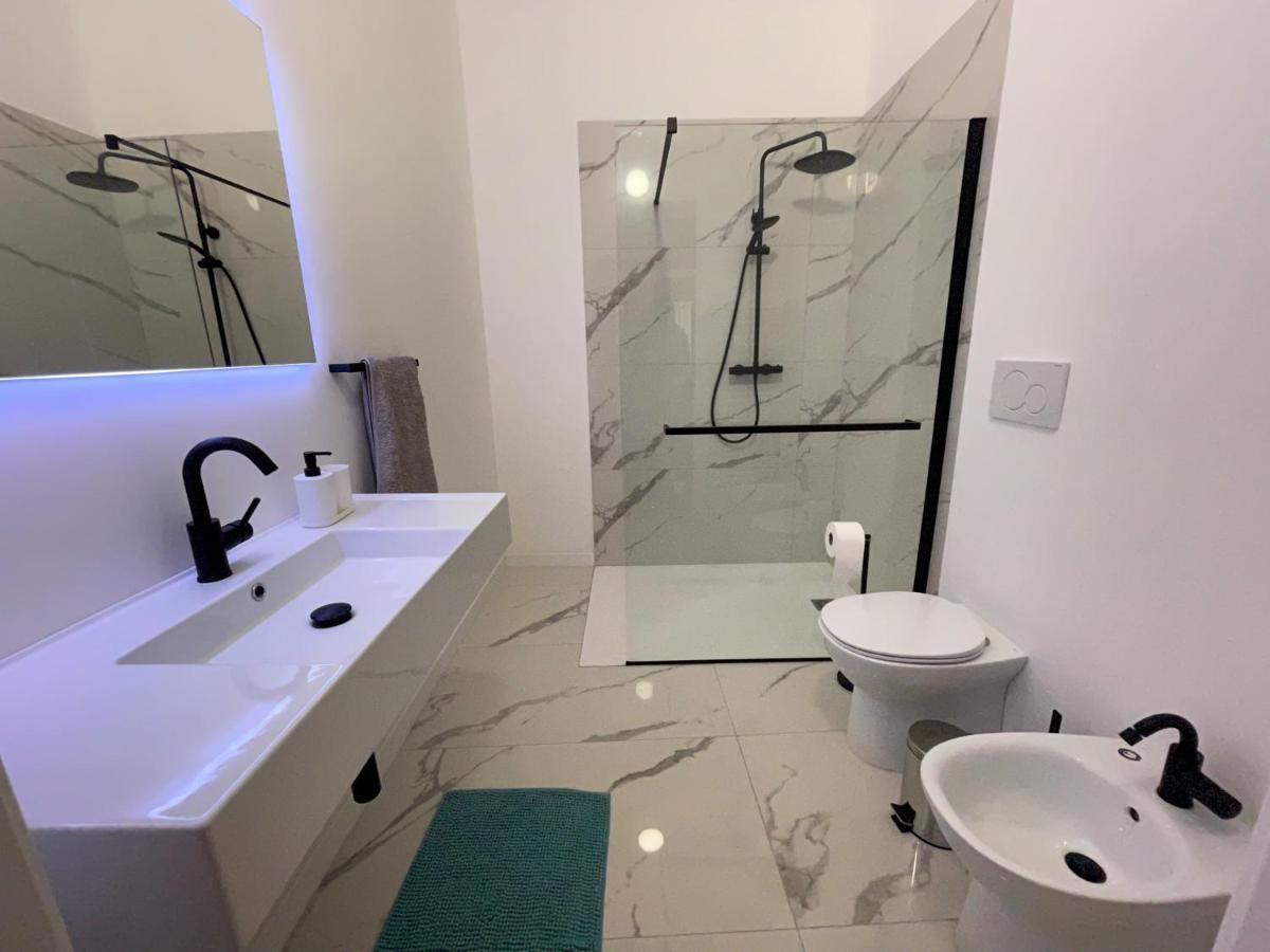 Orvieto: Spacious 3Br 3Ba Apartment With Balcony & Patio エクステリア 写真