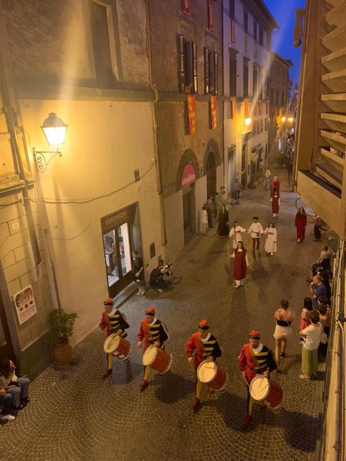 Orvieto: Spacious 3Br 3Ba Apartment With Balcony & Patio エクステリア 写真